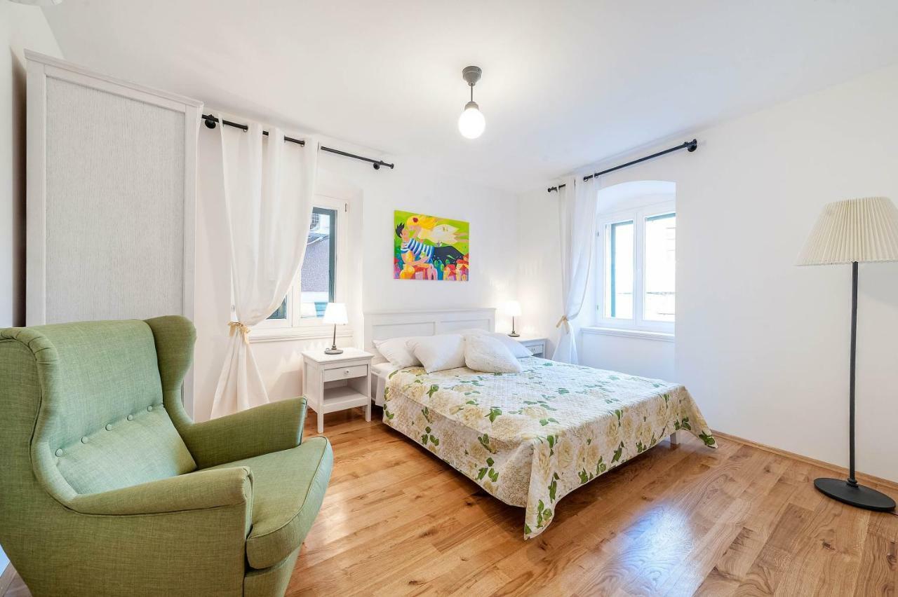 Apartments Rialto Gallery Шибеник Екстер'єр фото