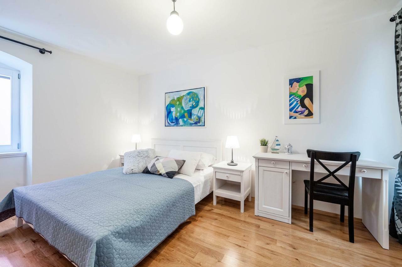 Apartments Rialto Gallery Шибеник Екстер'єр фото